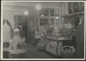 De winkel van Labzowski in 1940. Joods Historisch Museum F009654